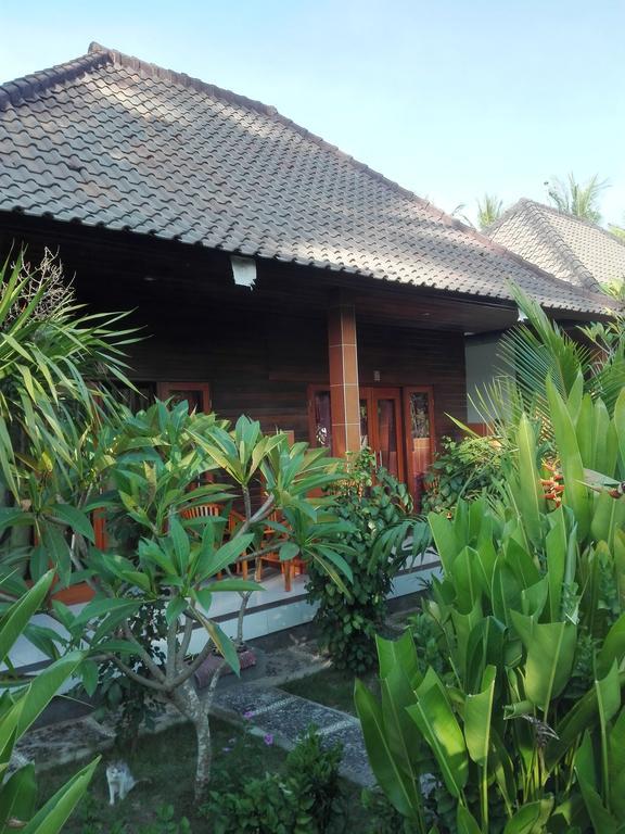 Swara Homestay 2 Nusa Lembongan  Exterior photo